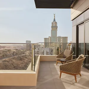 Courtyard By Marriott Makkah Hotel